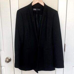 🌻 Zara Chic Black Blazer